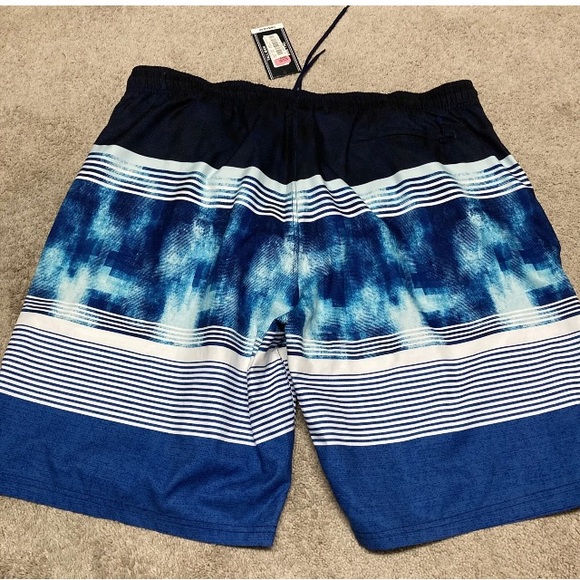 Men’s NWT Roundtree &Yorke Tall Man’s 2XB Swim Trunks. - Picture 2 of 7